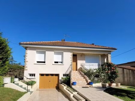 maison 3 pièces proche du centre ville nontron