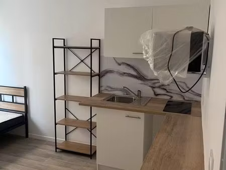 studios étudiants entièrement rénové meublés centre-ville chambéry