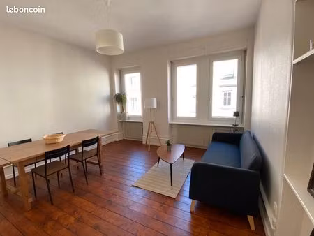 à louer – appartement 3 pièces de charme – colmar