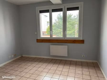 studio étudiant proche lycée pergaud