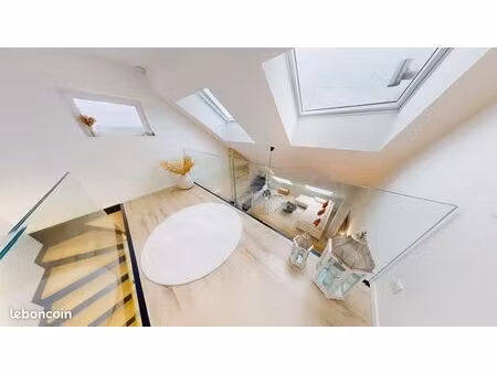superbe duplex lumineux de 89m2 dans une ancienne ferme rénovée