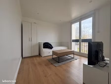 studio 1 pièce 16 m²