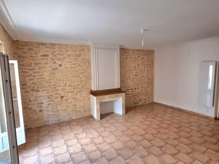 appartement 3 pièces  2 chambres - 64 m2 avec du cachet