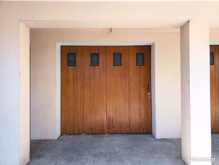 garage/box