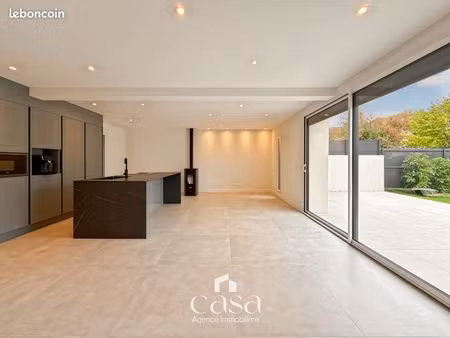 maison 5 pièces 130 m²