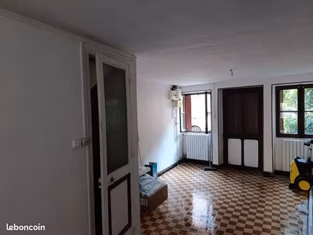 maison de ville 95 m² – tournus centre-ville – quartier de la madeleine