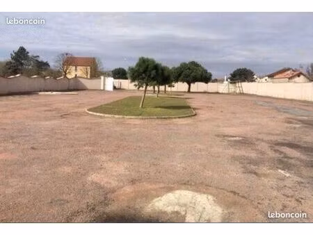 terrain à louer