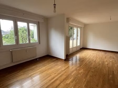 appartement 3 pièces 98 m²