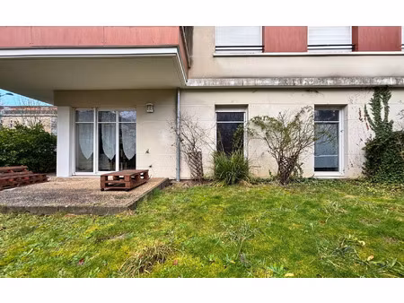 location appartement  61.74 m² t-3 à montévrain  1 350 €