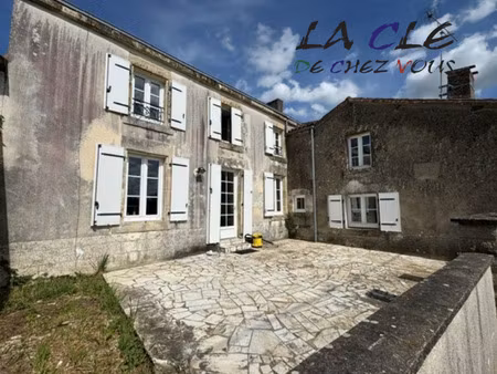 vente maison au busseau (79240) : à vendre / 127m² le busseau