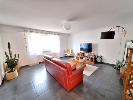 location appartement 4 pièces aux sables-d'olonne (85100) : à louer 4 pièces / 98m² les sa