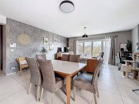 appartement à louer à mont-sur-marchienne € 970 (lo0e1) - easy home immo marche | zimmo