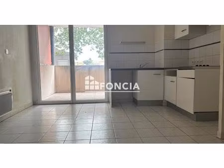 appartement t2 avec terrasse et parking