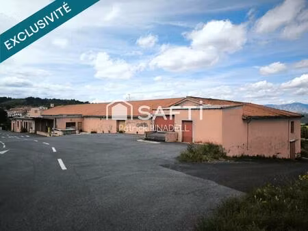 bâtiment industriel de 1807 m²
