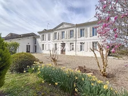 girondine de 264 m2 à rénover
