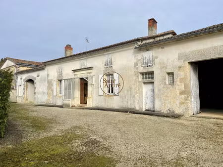 projet de rénovation - ancienne ferme charentaise avec terrain