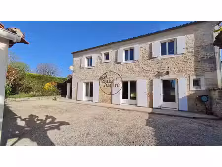 entre angoulême et cognac - maison campagne