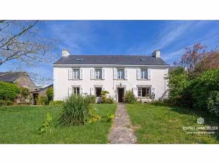 vente longère et corps de ferme à clohars-carnoët (29360) : à vendre / 190m² clohars-carno