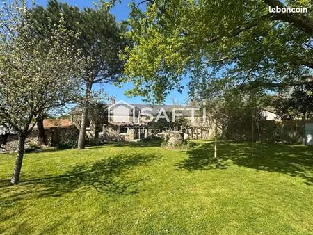 longère 183 m2 - 5 chambres 13500 m2 de terrain