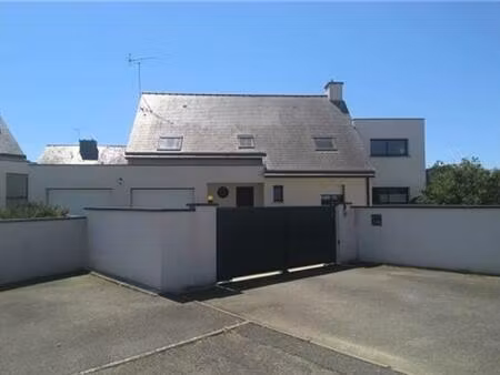 maison 206 m²  dble garage  5 chb
