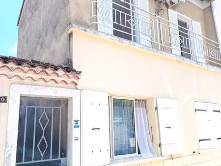 a saisir maison de village au coeur de la commune de joyeuse