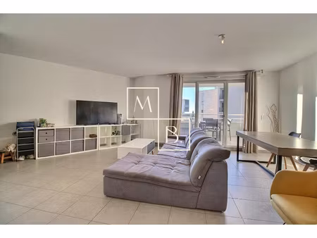 juvignac  les constellations  appartement t3 de 74m2 loi car