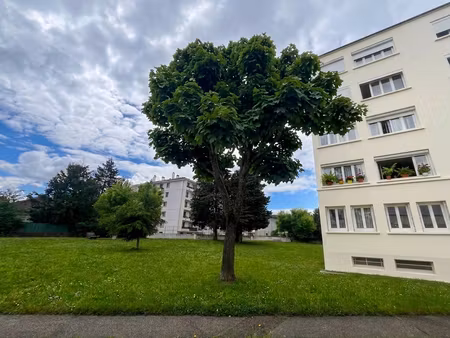 plateau de 81m² à lyon 5ème point du jour