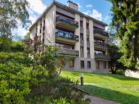 appartement 82 m2 - 2 chambres - balcon - vue dégagée - gara