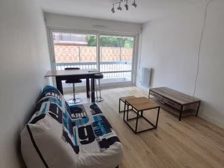 gravigny - 27930 - studio rdc - résidence sécurisée - 24 m2 - 54000 hai