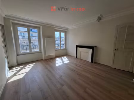deux pieces renove - quartier notre-dame