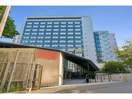 location bureaux 550 m² à 1 113 m²
