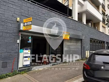 location commerce bagnolet 93170 137m²