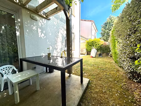 deyme - maison 4 pièces de 86 m2 avec garage et jardin