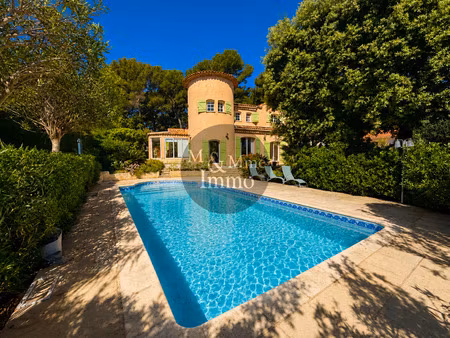 maison familiale avec piscine 170 m2 sanary-sur-mer