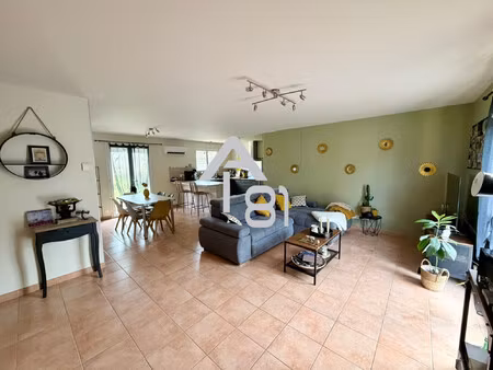 à louer – maison à briatexte de plain-pied 84 m² avec jardi