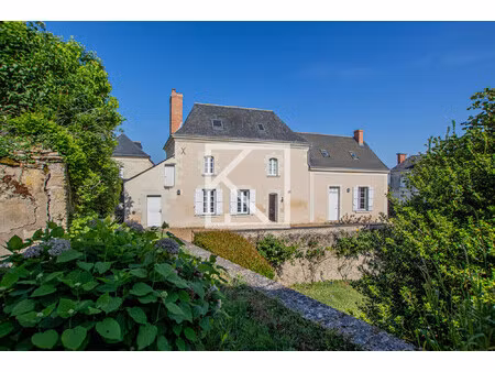 elégante maison au coeur d'un village de charme
