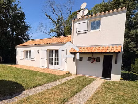 maison 5 pièces à vendre à le champ st père - secteur recherché