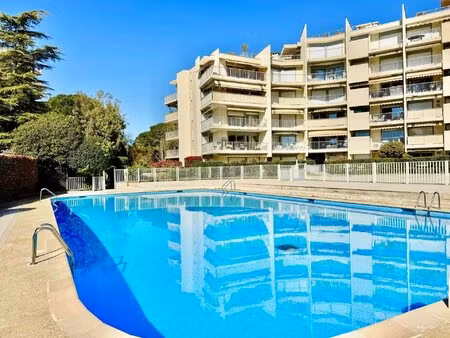 mandelieu vente appartement viager sans rente