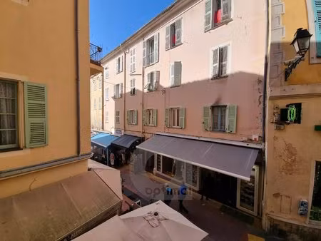 charmant studio à menton.