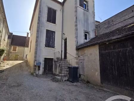 vente maison 8 pièces 120 m² à lurcy-lévis (03320)  39 000 €