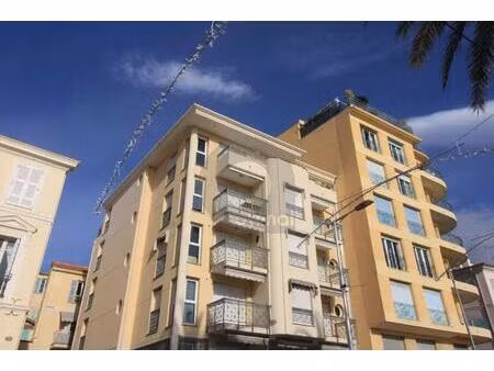 achat : parking (06500)