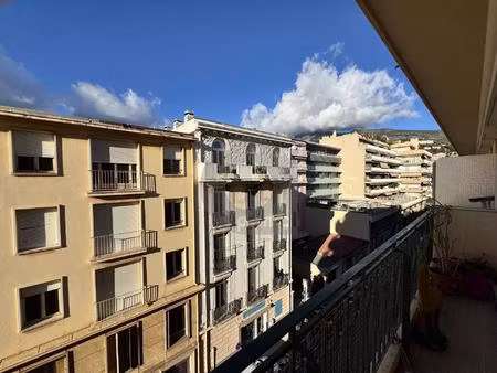 menton centre ville 3 pièces terrasse parking cave
