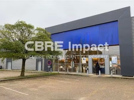 location commerce saint dizier 900 m²