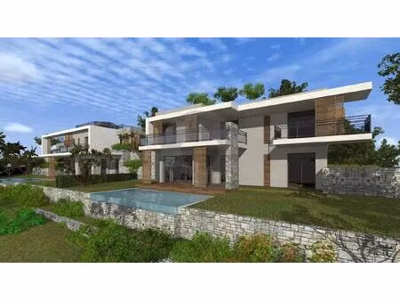 terrain constructible avec permis de construire