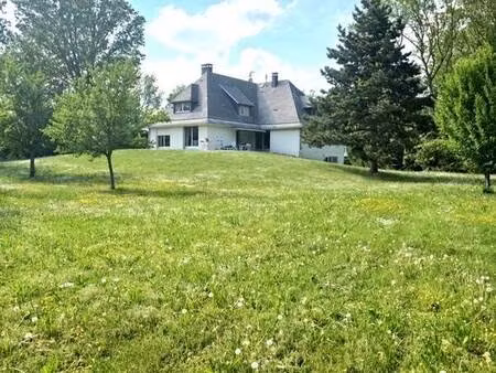 ⭐domaine d'exception de 163 ares  maison et dépendance