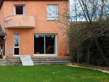 location maison 4 pièces 110 m² à villars-les-dombes (01330)