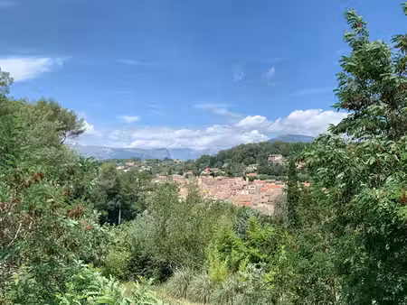 unique ! terrain valbonne à 2 min à pied du village
