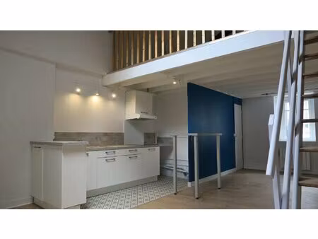 t2 duplex avec charme en hyper centre