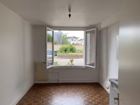orleans sud - studette 15m2