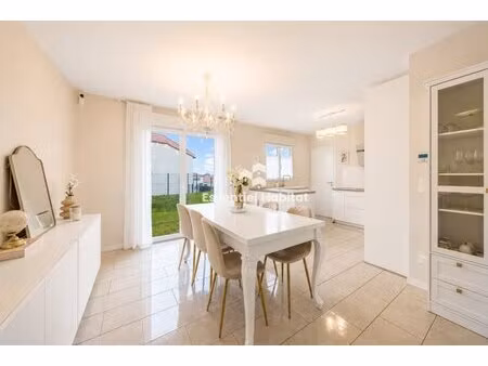en vente maison 105 m² – 329 000 € |rombas